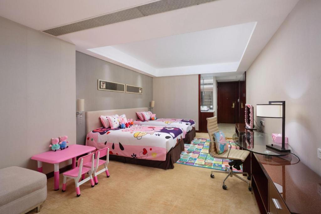 Leisure Hotel Dongguan  Exterior photo
