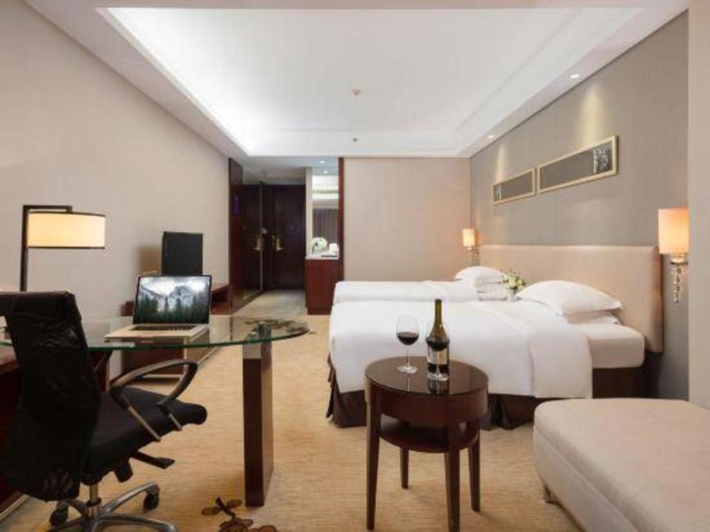 Leisure Hotel Dongguan  Exterior photo