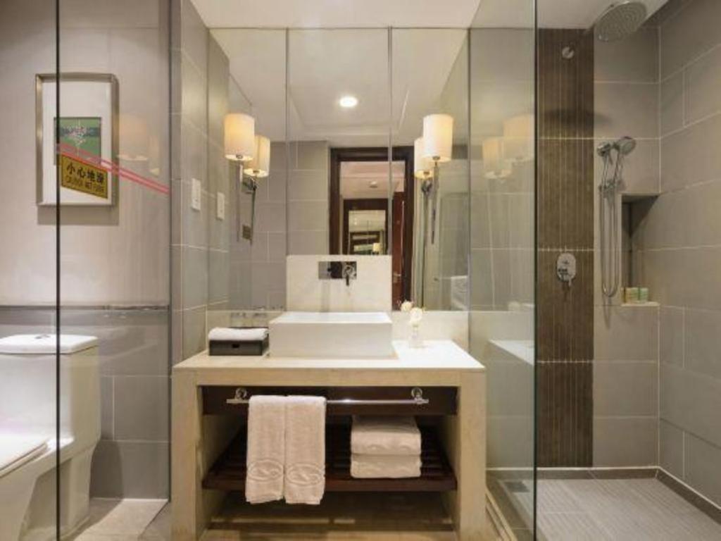 Leisure Hotel Dongguan  Exterior photo