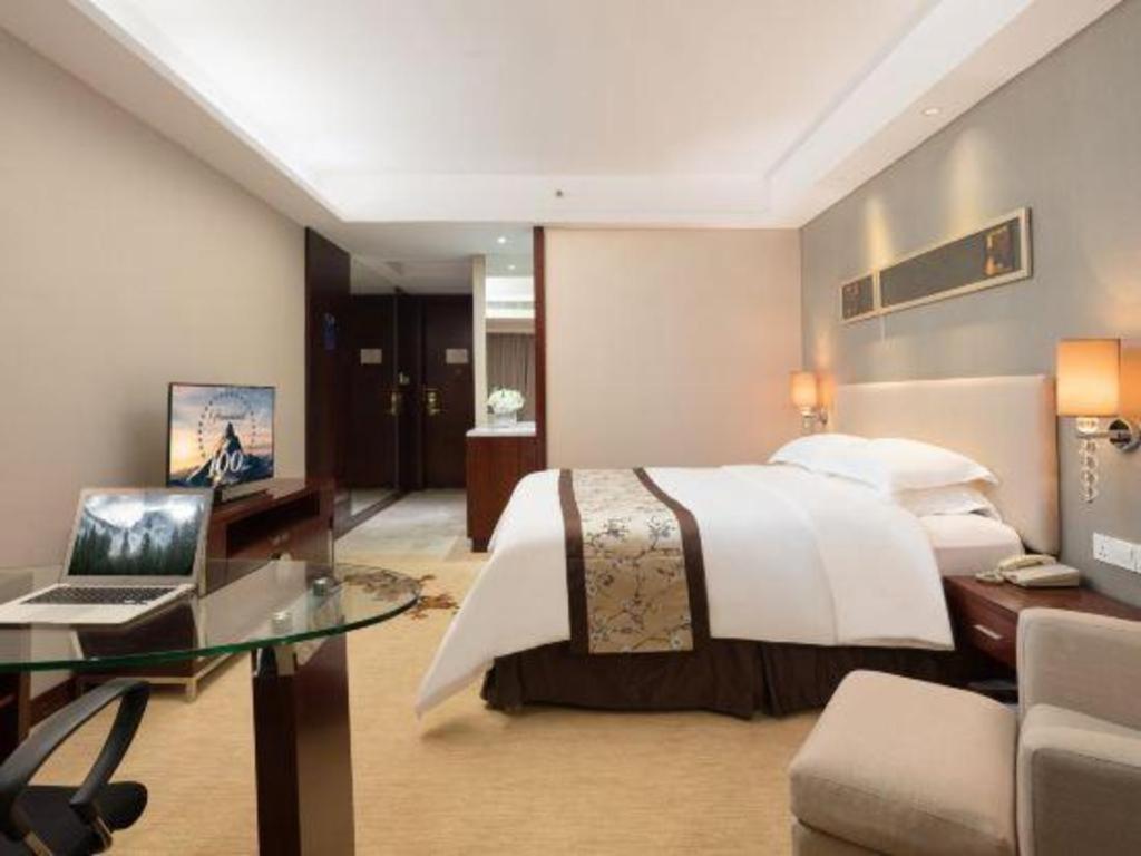 Leisure Hotel Dongguan  Exterior photo